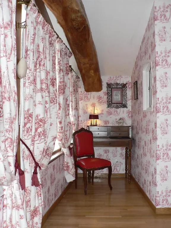 ***  Le Relais De St Jean Bed & Breakfast Saint-Jean-de Niost France