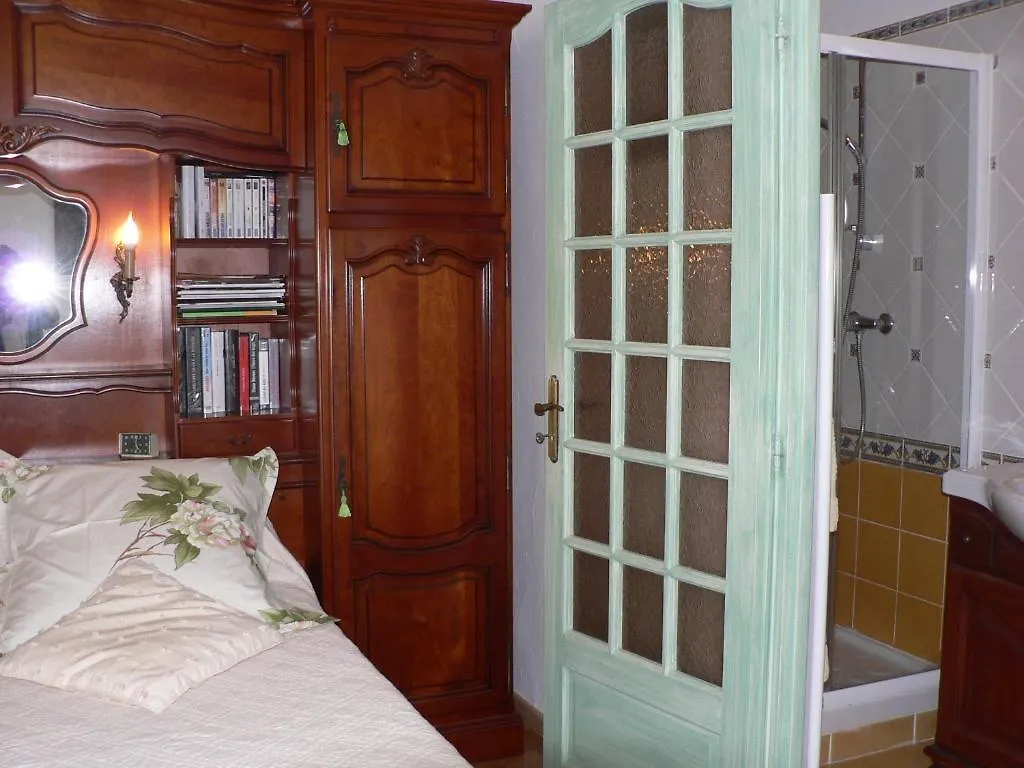 ***  Le Relais De St Jean Bed & Breakfast Saint-Jean-de Niost France